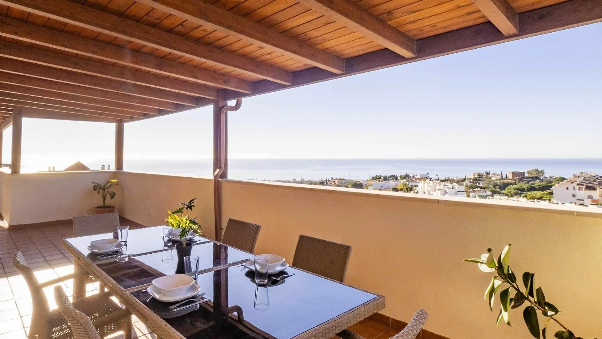 Atico Con Vistas Al Mar, Piscina Y Parking Apartment Malaga Spain