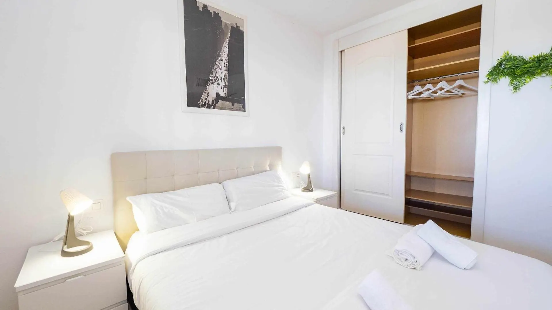 Appartamento Atico Con Vistas Al Mar, Piscina Y Parking Málaga